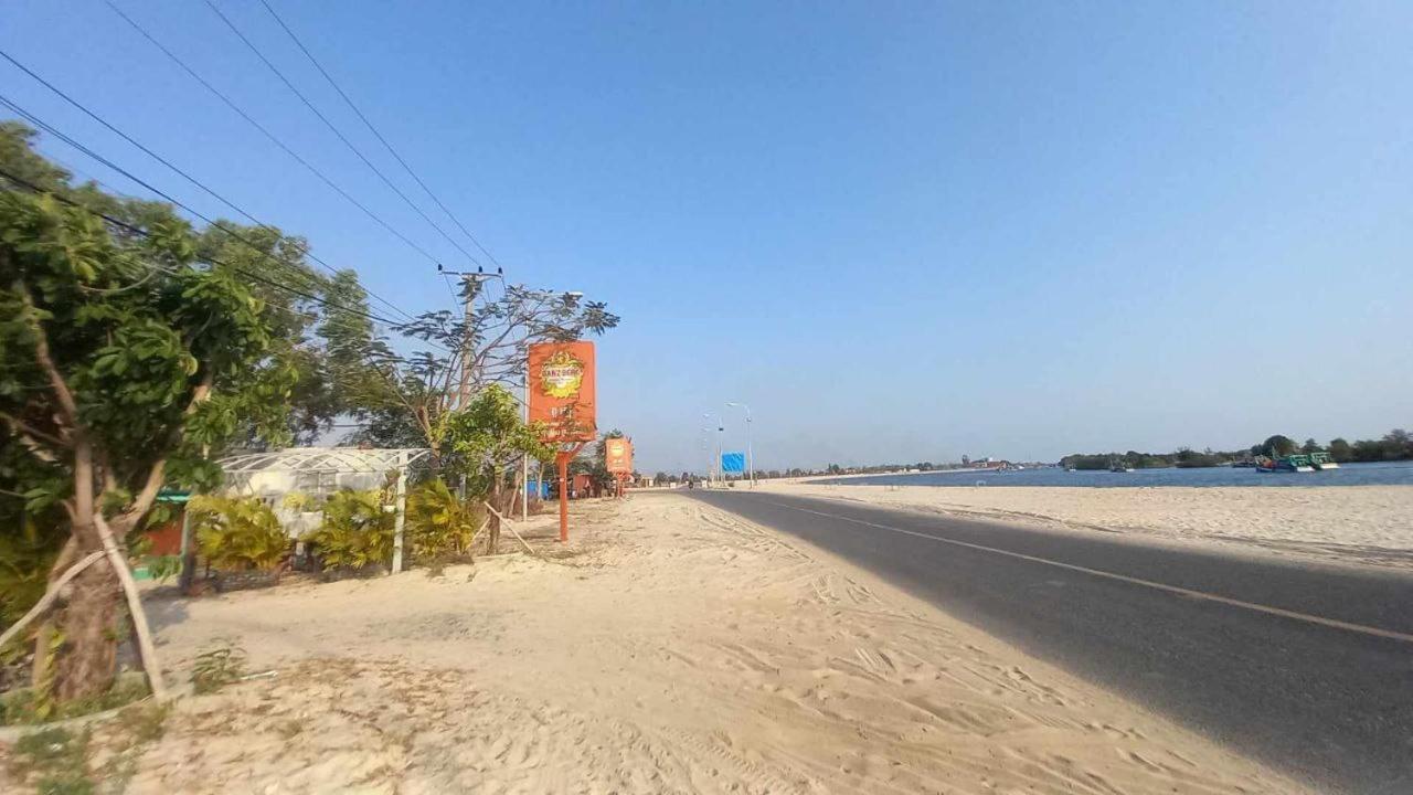 La Plage De Kampot By Lee & Hap Guest House Bagian luar foto